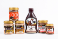 CHOCOLATE SYRUP & SPREADS
